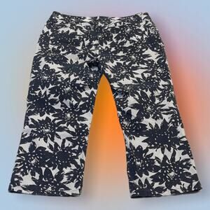 JONES NEW YORK Women’s 8P Black White Capri Pant